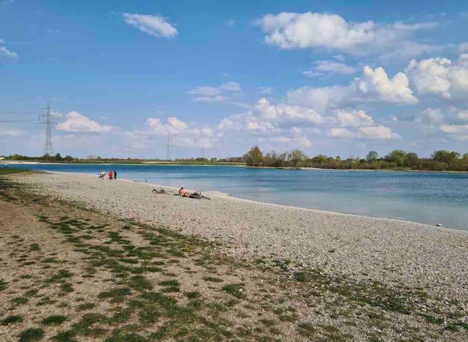 Apartment Amidst Nature-Riverdale, North Of Munich Fahrenzhausen エクステリア 写真