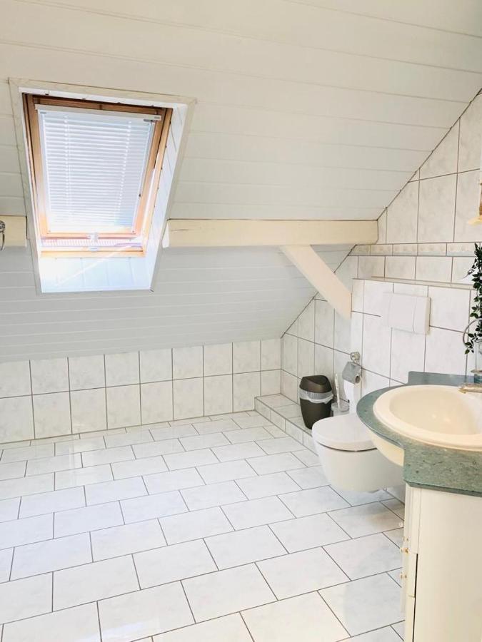 Apartment Amidst Nature-Riverdale, North Of Munich Fahrenzhausen エクステリア 写真